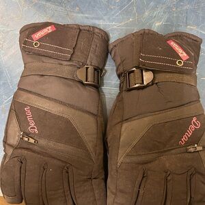 Demon Black Winter Gloves for Women